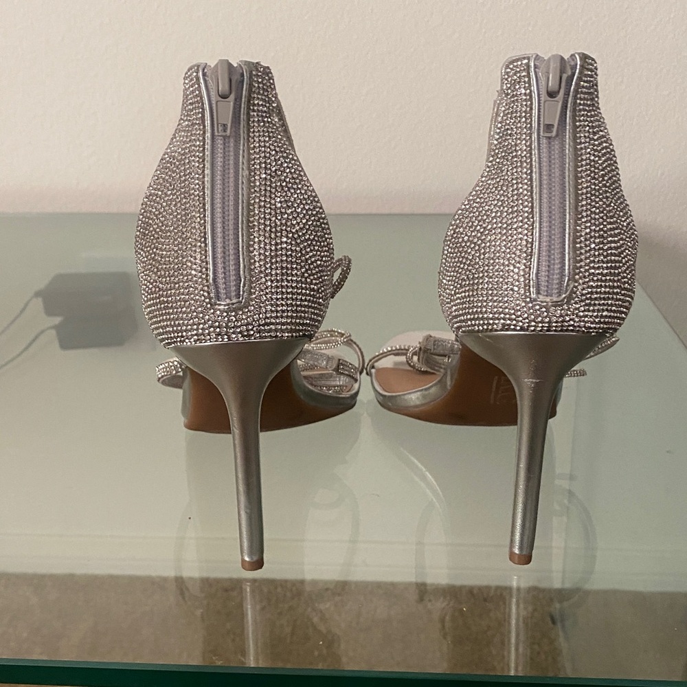 INC International Concepts Silver Rhinestone Bow T-Strap Heels - Picture 3 of 4